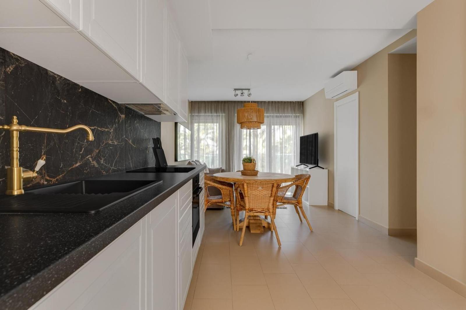 Apartamento Poniente On The For 6 *